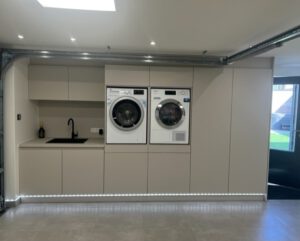 Maatwerk kastenwand Aannemersbedrijf Yuri Hoonings