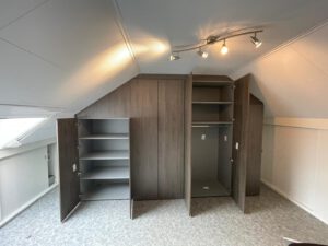 Maatwerk kastenwand Aannemersbedrijf Yuri Hoonings